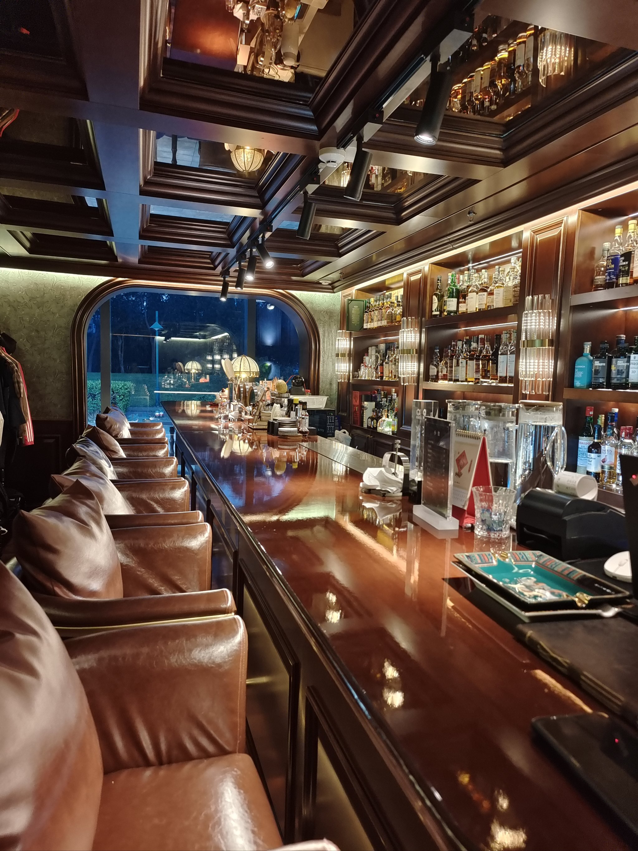 畅享商务ktv的潮流时尚-娄星区KTV团购